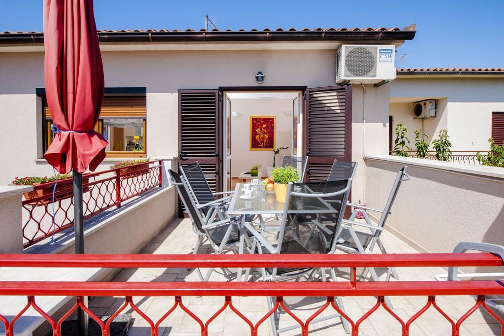 Apartments Karmen Rovinj Ngoại thất bức ảnh