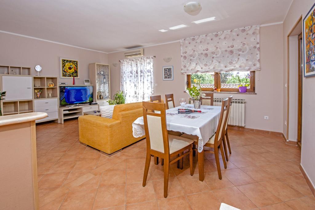 Apartments Karmen Rovinj Ngoại thất bức ảnh