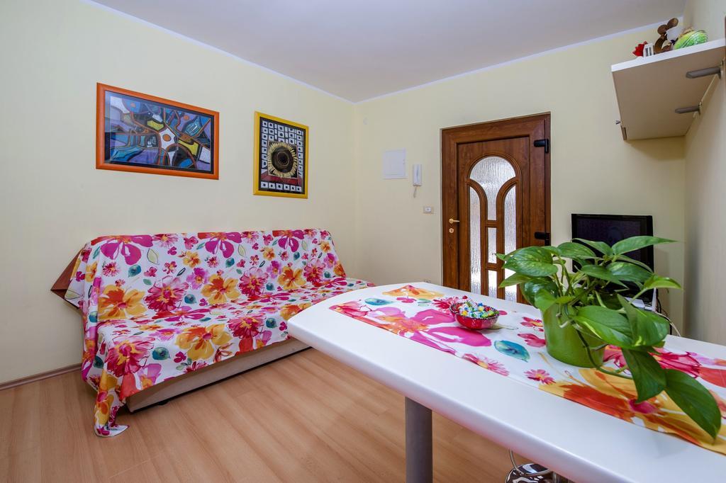 Apartments Karmen Rovinj Ngoại thất bức ảnh