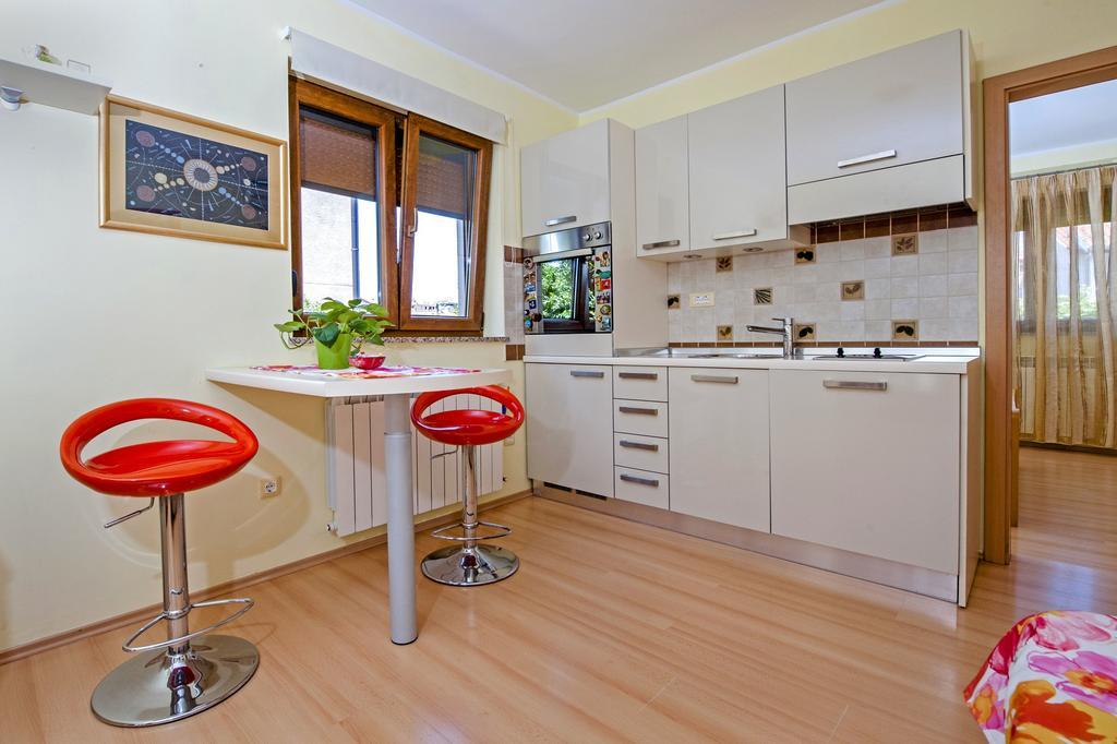 Apartments Karmen Rovinj Ngoại thất bức ảnh