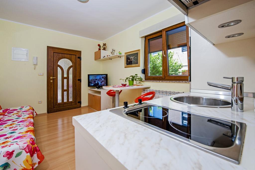 Apartments Karmen Rovinj Ngoại thất bức ảnh