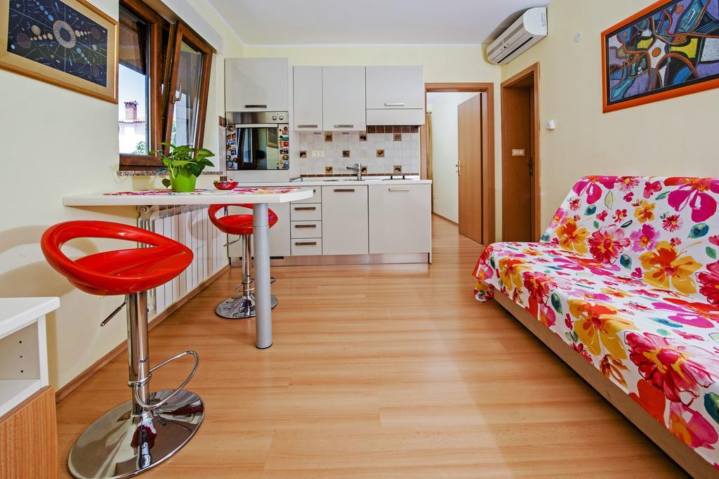 Apartments Karmen Rovinj Ngoại thất bức ảnh