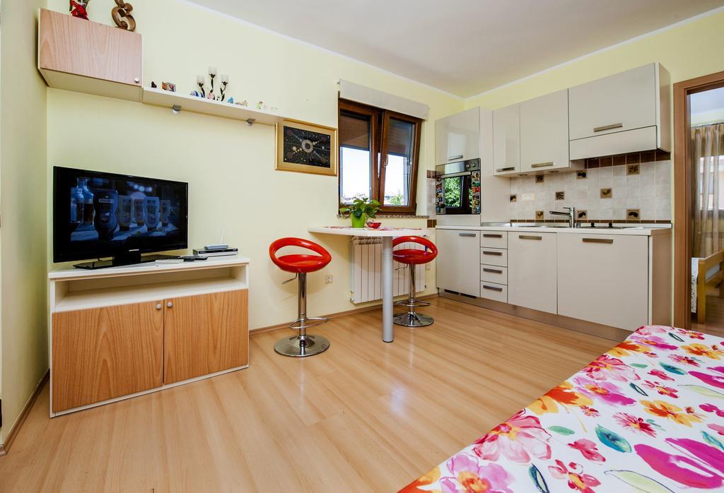 Apartments Karmen Rovinj Ngoại thất bức ảnh